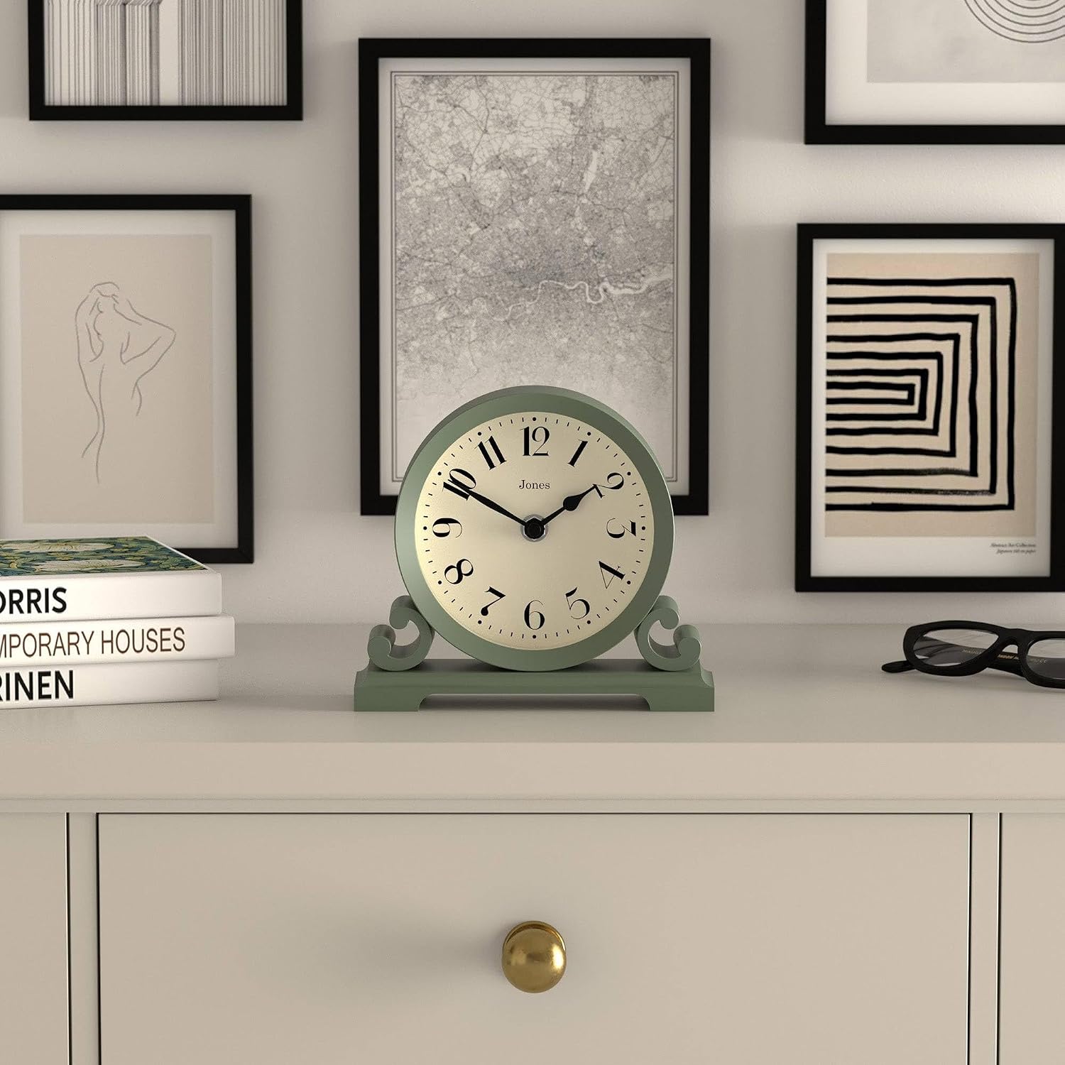 JONES CLOCKS® Saloon Mantel Clock | Smal... 3 JONES CLOCKS® Saloon Mantel Clock | Smal... - Image 3