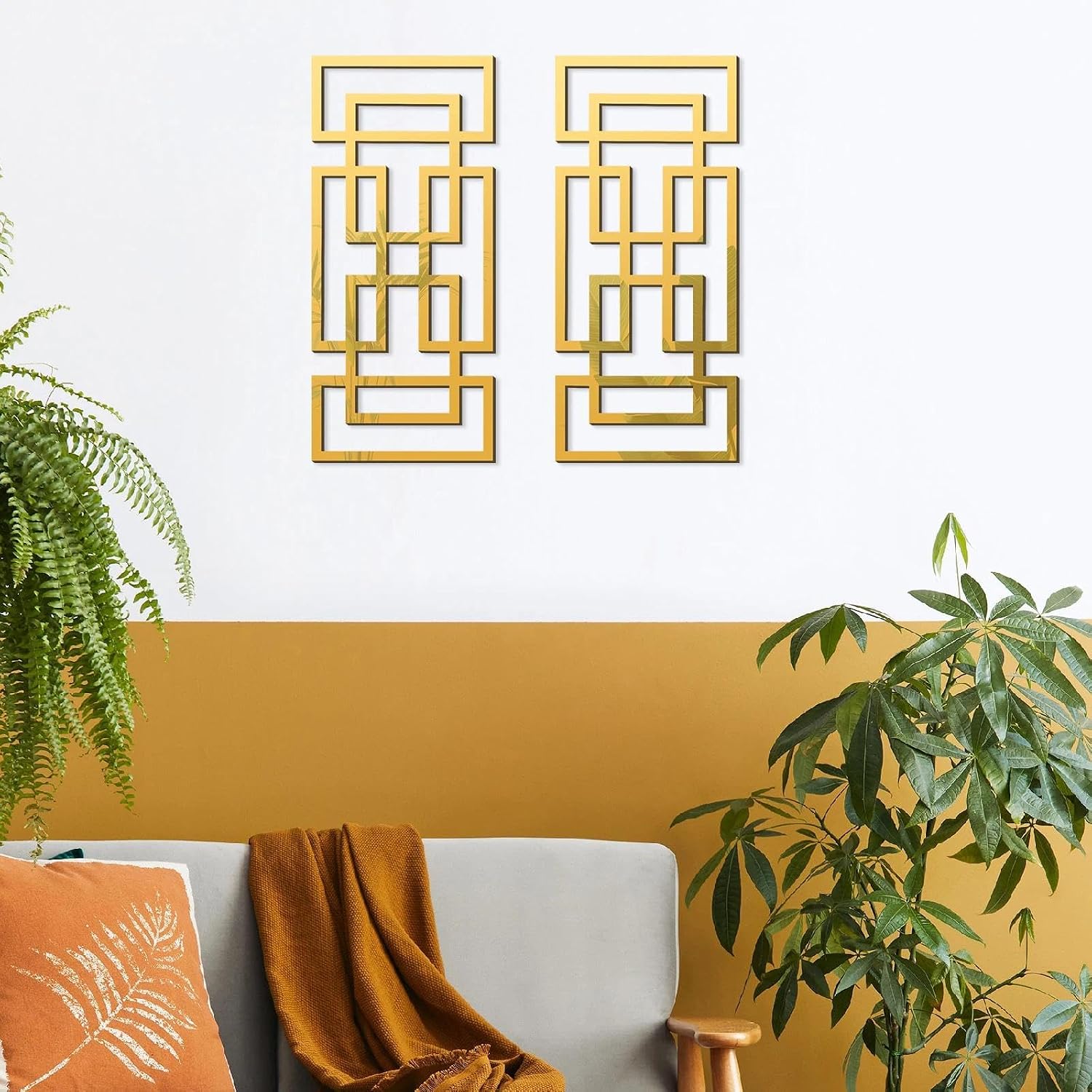 2 Piece Gold Rectangular Wall Mirrors, 1... 3 2 Piece Gold Rectangular Wall Mirrors, 1... - Image 3