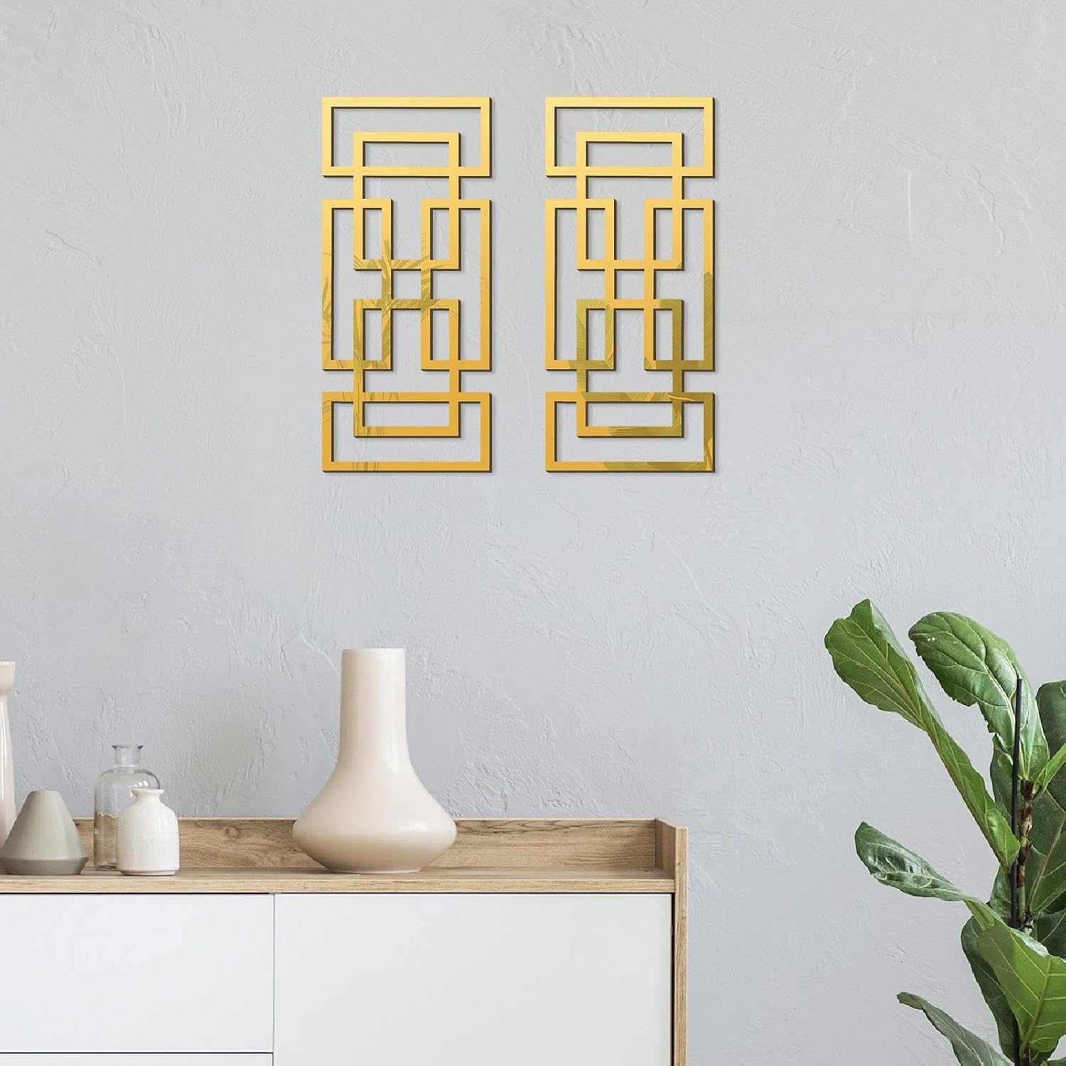 2 Piece Gold Rectangular Wall Mirrors, 1... 4 2 Piece Gold Rectangular Wall Mirrors, 1... - Image 4